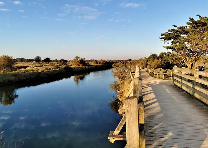 Le Ptit Chaumois - 4 Personnes 莱萨布勒-多洛讷